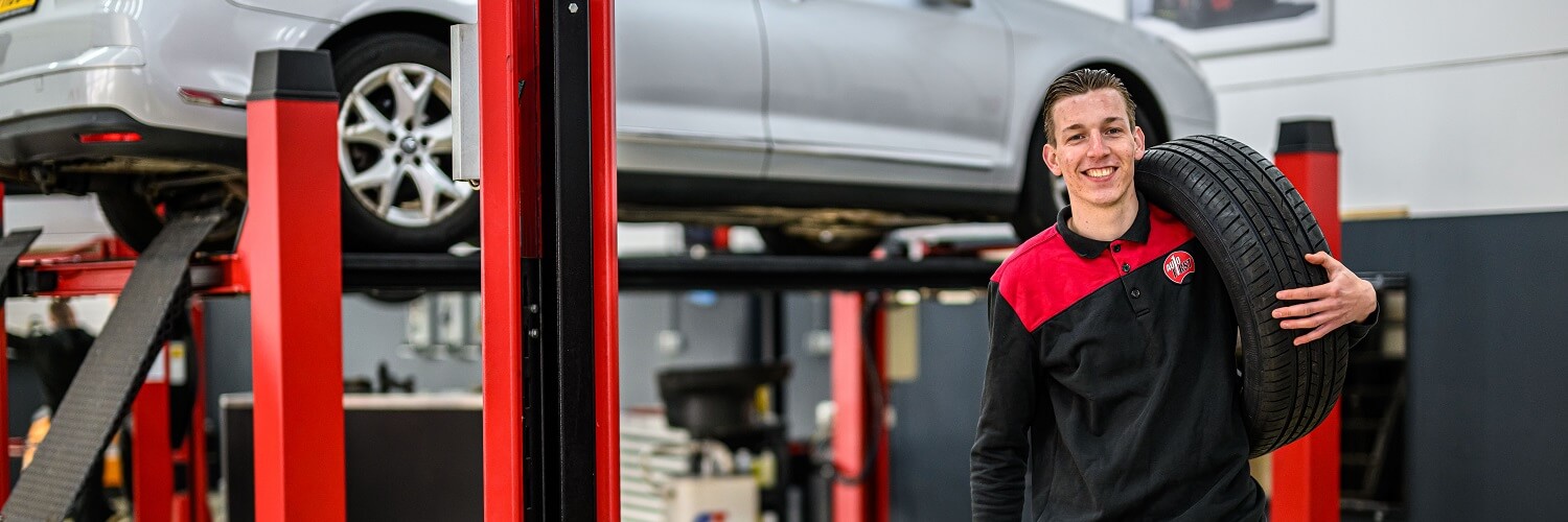 Hoe voorkom je een lekke band bij een auto?